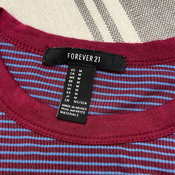 Forever 21 long sleeve top. Juniors Medium - Picture 3 of 3